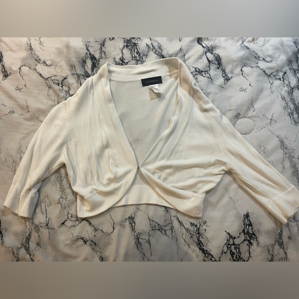 White mid sleeve cardigan